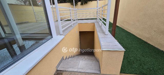 Eladó családi ház, Debrecenben 199.9 M Ft, 3 szobás