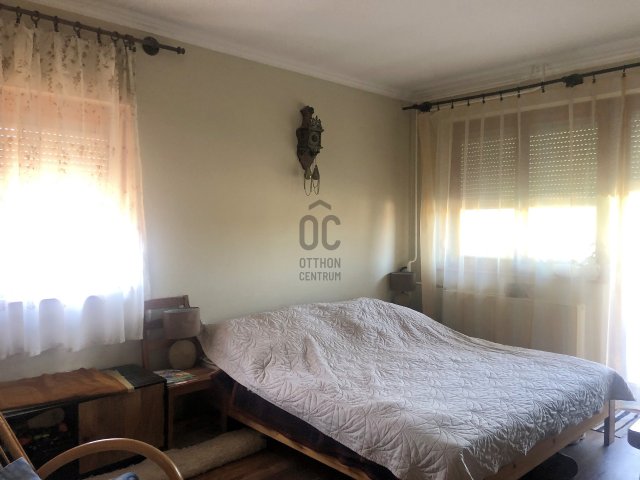 Eladó családi ház, Kecskeméten 119 M Ft, 7 szobás