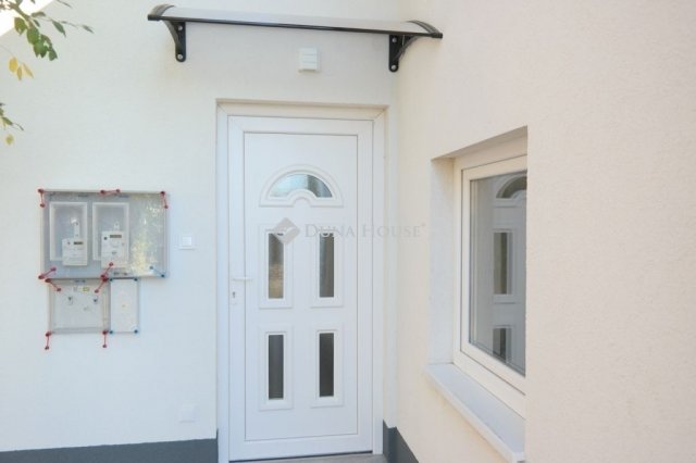 Eladó családi ház, Budapesten, XX. kerületben 50 M Ft, 2 szobás