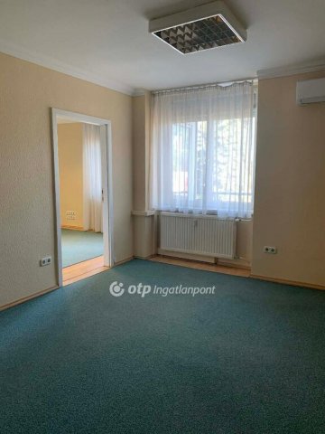 Eladó téglalakás, Budapesten, III. kerületben 97 M Ft