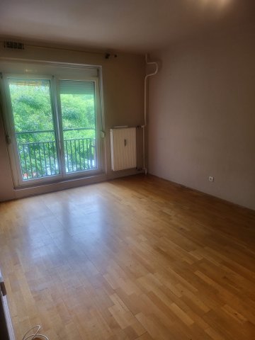 Eladó téglalakás, Budapesten, III. kerületben, Jós utcában