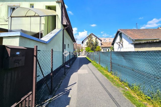 Eladó téglalakás, Győrött, Munkás utcában 39.9 M Ft, 1 szobás