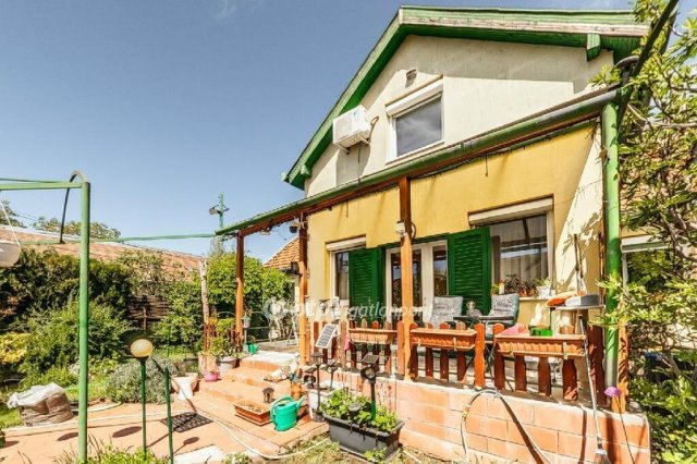 Eladó családi ház, Budapesten, XV. kerületben 104.99 M Ft