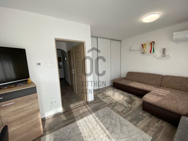 Eladó családi ház, Kunszigeten 64.999 M Ft, 2 szobás