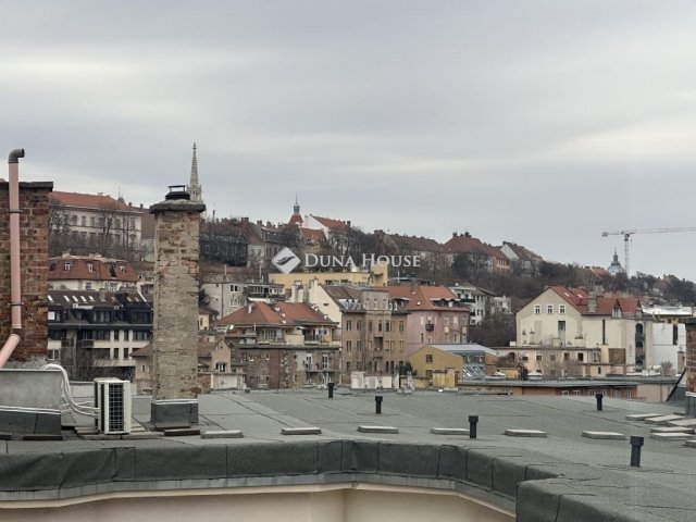 Eladó téglalakás, Budapesten, XII. kerületben 129 M Ft, 3 szobás