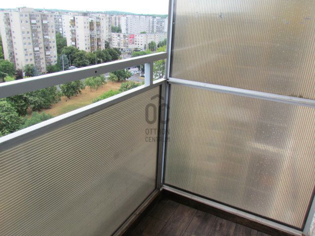 Eladó panellakás, Miskolcon, Király utcában 31.9 M Ft, 2 szobás