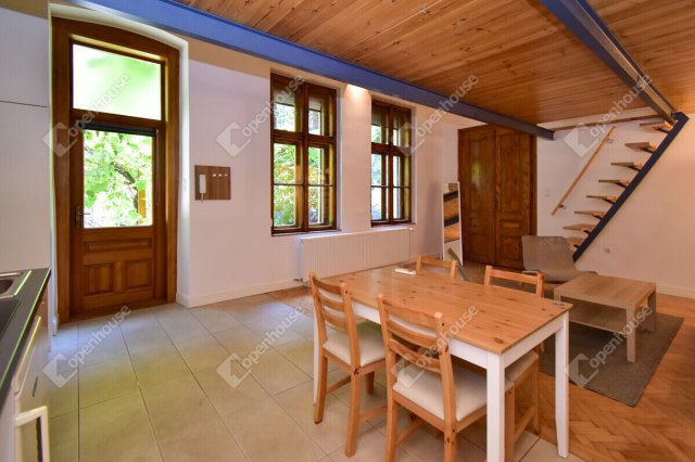 Kiadó téglalakás, albérlet, Szegeden 220 E Ft / hó, 1 szobás