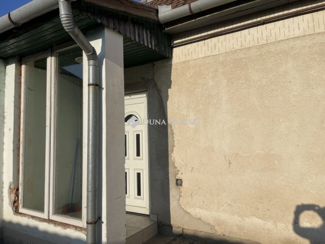 Eladó családi ház, Nagybaracskán 20.99 M Ft, 3 szobás