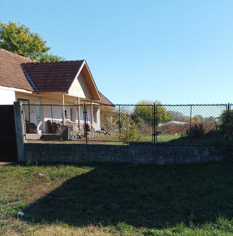 Eladó családi ház, Szentlőrinckátán 16.99 M Ft, 3 szobás