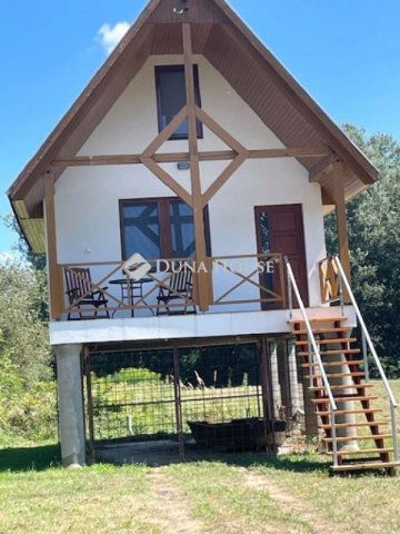 Eladó nyaraló, Tiszacsegén 38 M Ft, 3 szobás