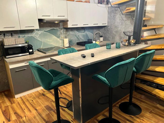 Eladó sorház, Székesfehérvárott 56.5 M Ft, 4 szobás