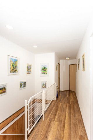 Eladó hotel, Abaligeten 149 M Ft, 8 szobás / költözzbe.hu