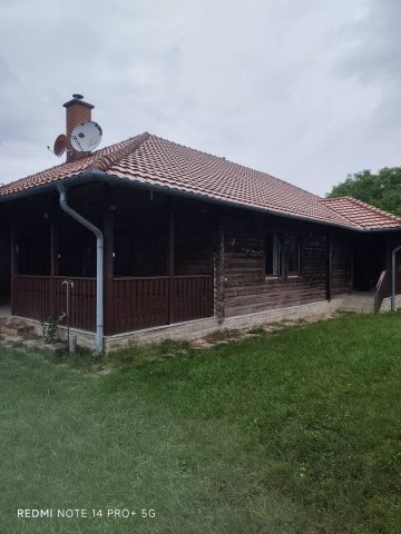 Eladó családi ház, Győrságon 99 M Ft, 4 szobás