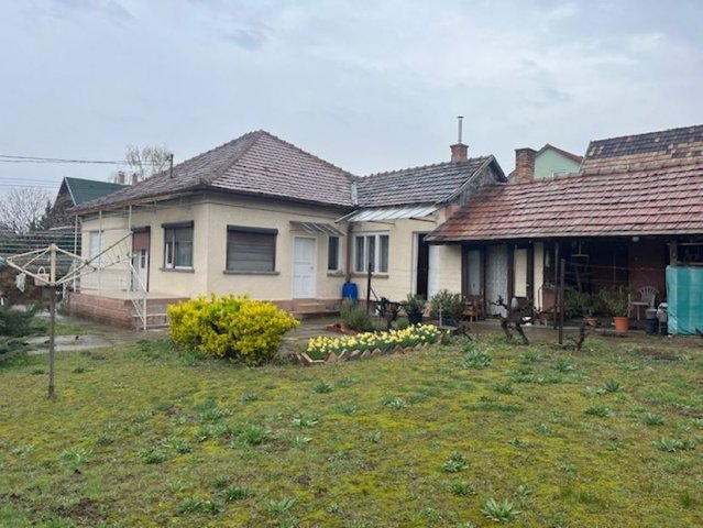 Eladó családi ház, Dunaharasztin 79.9 M Ft, 3 szobás