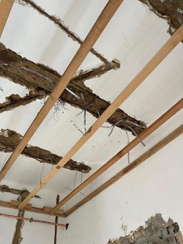 Eladó családi ház, Szederkényen 13 M Ft, 2 szobás