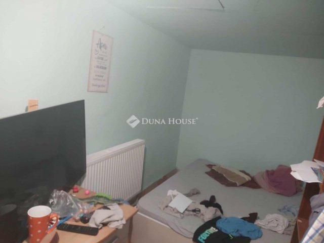 Eladó családi ház, Szigetújfalun 38 M Ft, 2 szobás