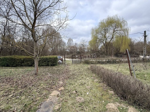 Eladó mezogazdasagi ingatlan, Oroszlányban 6.9 M Ft, 1 szobás