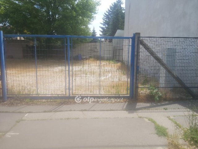 Eladó telek, Budapesten, XV. kerületben 59.9 M Ft