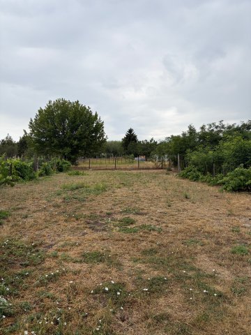 Eladó családi ház, Dánszentmiklóson 72.5 M Ft, 5 szobás
