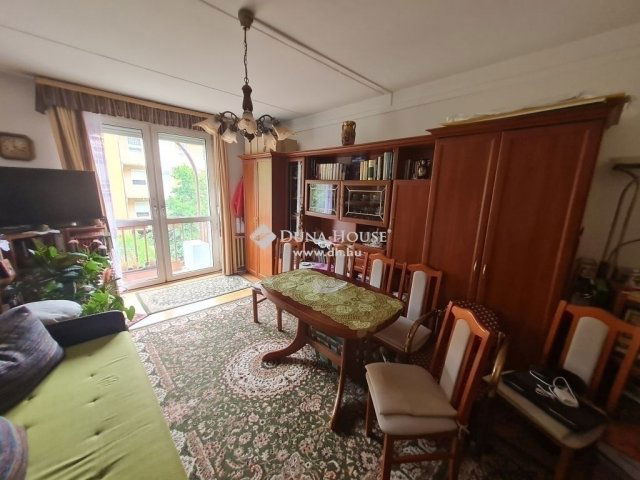Eladó panellakás, Budapesten, XIV. kerületben 63.1 M Ft