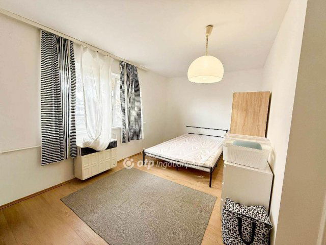 Eladó téglalakás, Szigetszentmiklóson 59.9 M Ft, 2+1 szobás