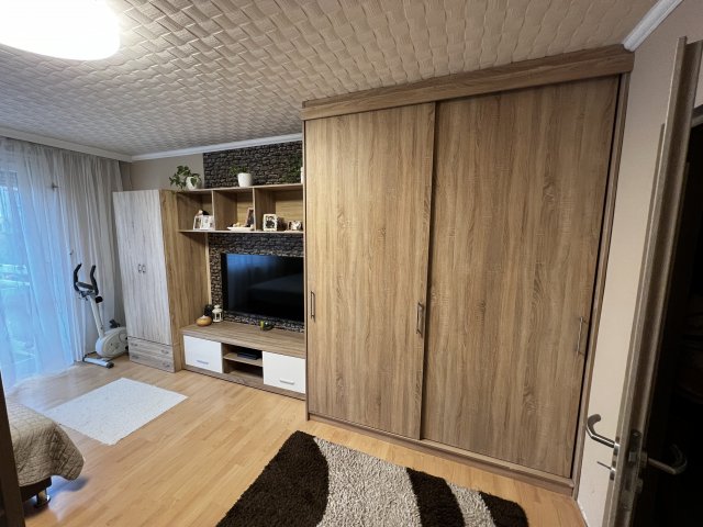 Eladó panellakás, Budapesten, XXI. kerületben 56.99 M Ft