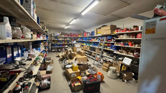 Eladó ipari ingatlan, Érden 350 M Ft / költözzbe.hu