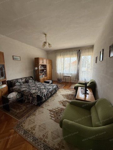 Eladó családi ház, Szolnokon 62 M Ft, 3+1 szobás