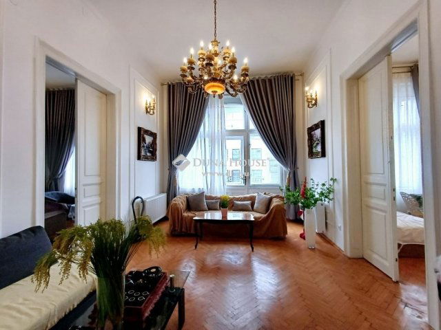 Eladó téglalakás, Budapesten, V. kerületben 208.407 M Ft