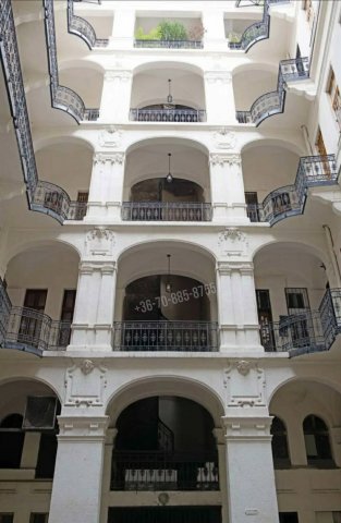 Eladó téglalakás, Budapesten, VII. kerületben 79 M Ft, 2 szobás