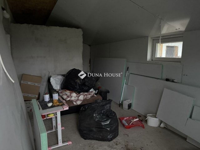 Eladó családi ház, Pilisen 81.9 M Ft, 3 szobás