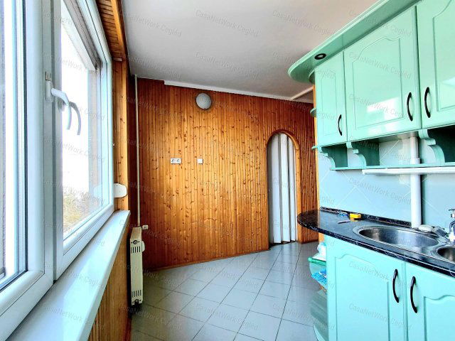 Eladó panellakás, Nagykőrösön 29.9 M Ft, 2+1 szobás