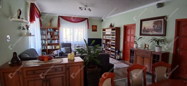 Eladó családi ház, Zalaegerszegen 120 M Ft, 7 szobás