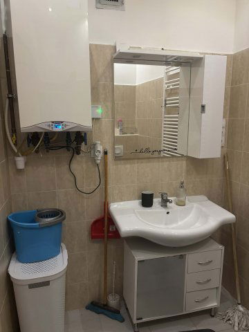 Kiadó téglalakás, albérlet, Budapesten, VI. kerületben