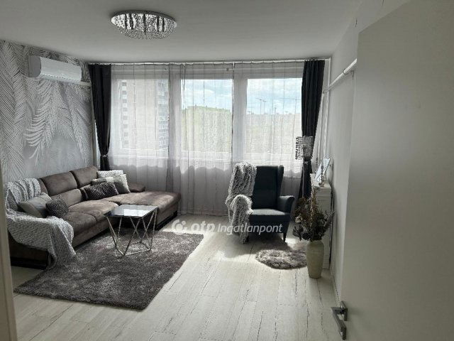 Eladó panellakás, Budapesten, XIV. kerületben 74.9 M Ft, 2 szobás