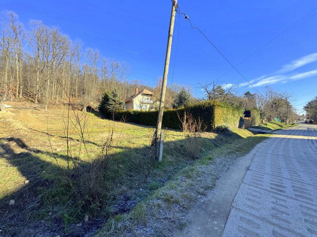 Eladó telek, Pilisszentkereszten, Forrás utcában 50 M Ft