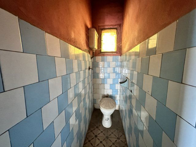 Eladó családi ház, Dánszentmiklóson 28.9 M Ft, 2+1 szobás