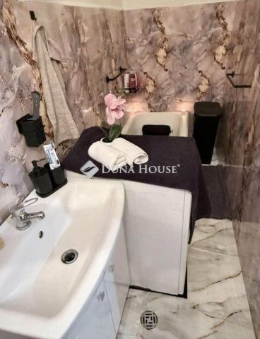 Eladó téglalakás, Budapesten, XIII. kerületben 61.9 M Ft