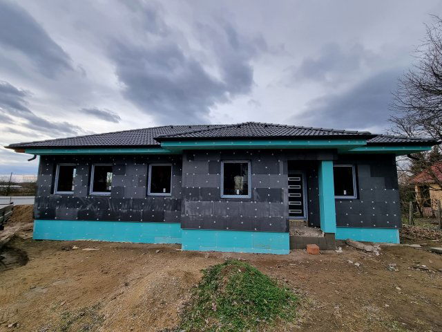 Eladó családi ház, Nyíregyházán 76.9 M Ft, 4 szobás