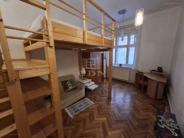 Eladó téglalakás, Budapesten, IX. kerületben, Angyal utcában