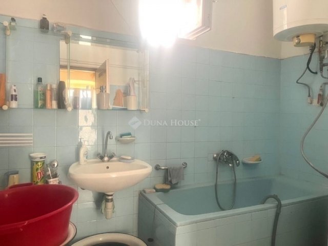 Eladó családi ház, Harkányban 34.9 M Ft, 4 szobás