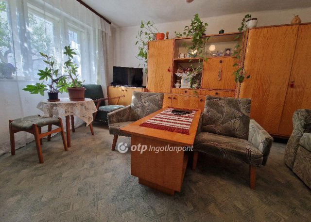 Eladó családi ház, Debrecenben 28 M Ft, 1+1 szobás