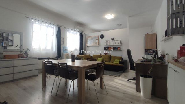 Eladó iroda, Zalaegerszegen 26.5 M Ft, 2 szobás