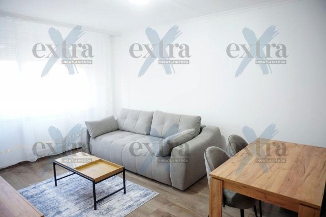 Kiadó panellakás, albérlet, Szegeden 190 E Ft / hó, 2 szobás