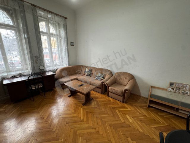 Eladó téglalakás, Budapesten, VIII. kerületben 42.3 M Ft