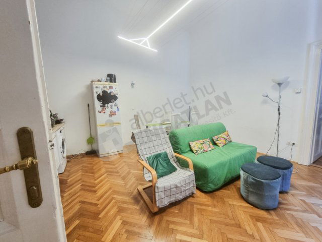 Kiadó téglalakás, albérlet, VI. kerületben, Király utcában