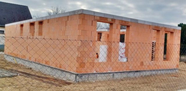 Eladó családi ház, Hernádon 89 M Ft, 3 szobás