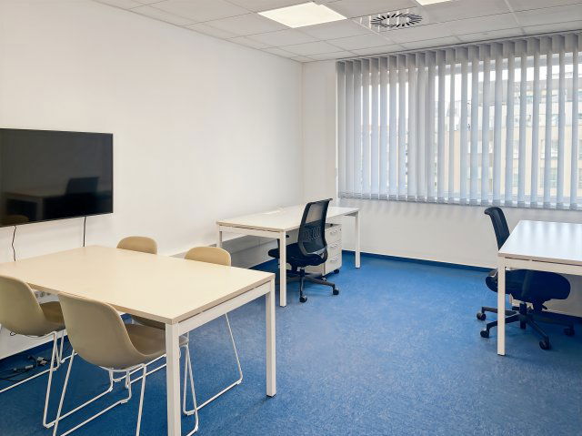 Kiadó iroda, Budapesten, XIII. kerületben, Madarász Viktor utcában