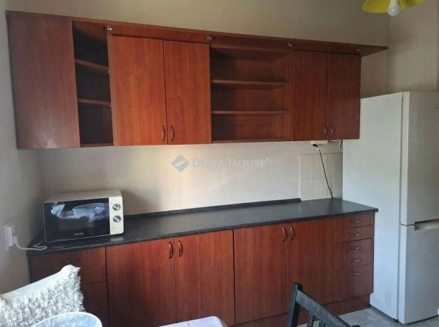 Eladó téglalakás, Pécsett 57 M Ft, 3 szobás