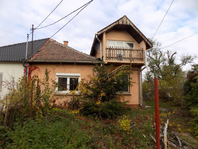 Eladó ikerház, Érden 40 M Ft, 3 szobás / költözzbe.hu